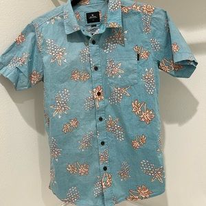 RIP CURL Boys surf shirt, Button-Down, Worn ONE Time, looks BRAND NEW!!